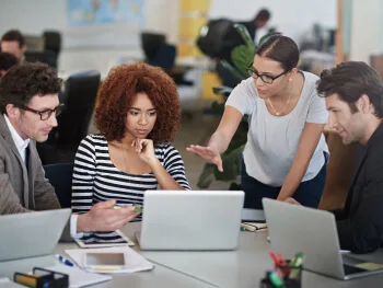 Today’s Blog Industry Finance  Business Consulting. - 雷速